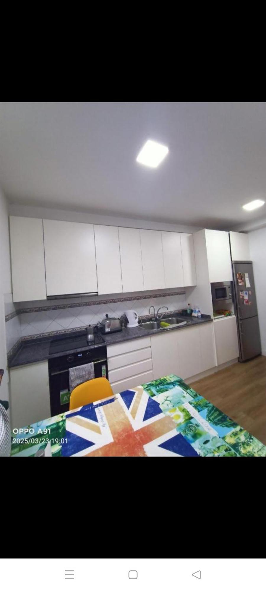 Habitacion Privada May Con Balcon Vecindario  Eksteriør billede