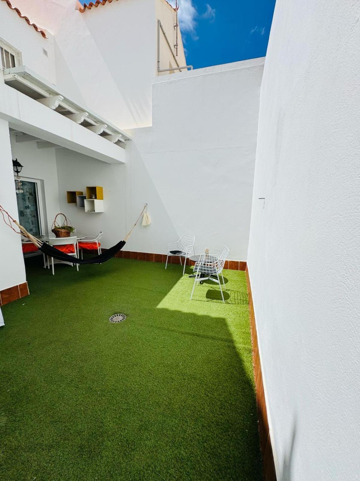 Habitacion Privada May Con Balcon Vecindario  Eksteriør billede